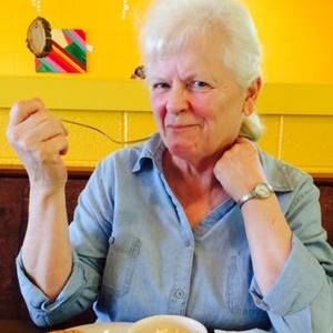 Meet your Posher, Loretta